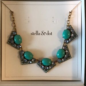 Stella & Dot Statement Necklace